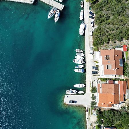 Apartments And Rooms By The Sea Zaglav, Dugi Otok - 8144 Sali Exterior foto